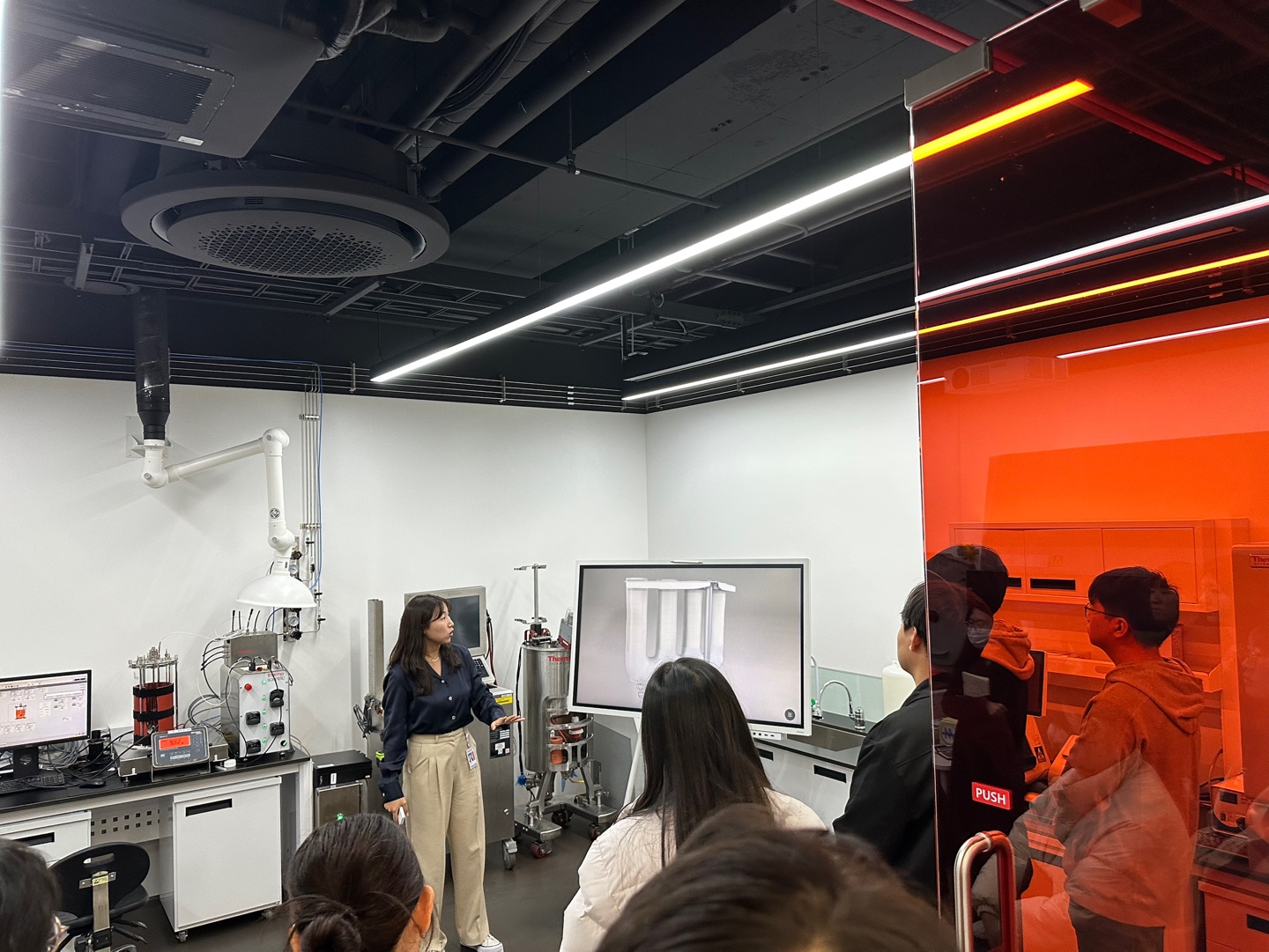 2024학년도 Thermo Fisher Bioprocess Lab 현장견학 사진
