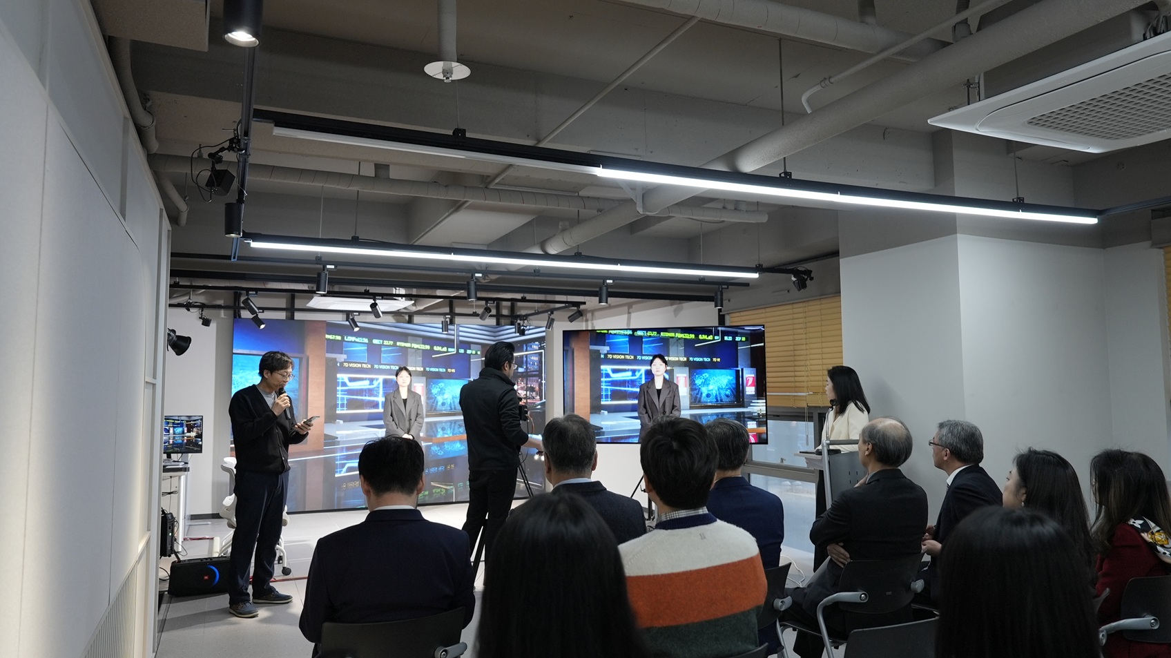AR·VR콘텐츠디자인과 XR Studio Open Lab 개소식 진행사진2